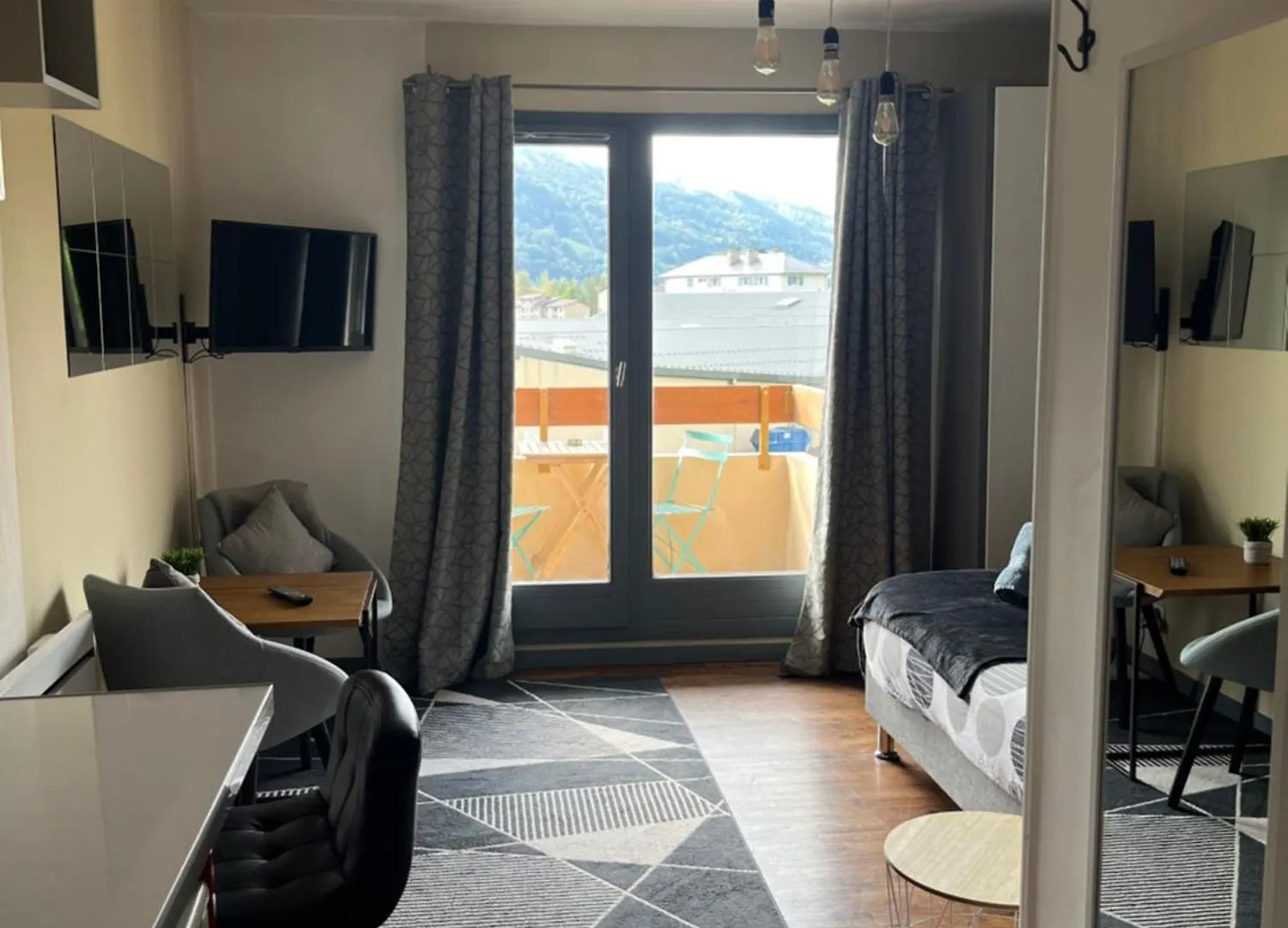 Studio Aux Pieds Des Montagnes Bourg-Saint-Maurice Apartment